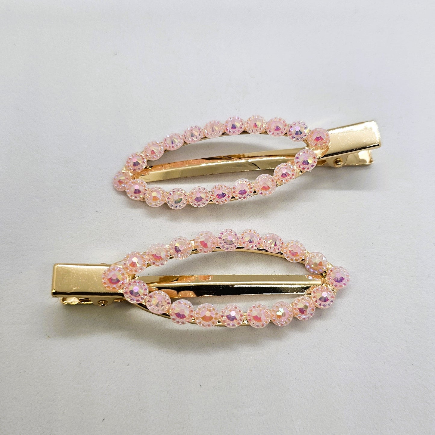 Antoinette Oval Sequins Alligator Clip - Pair