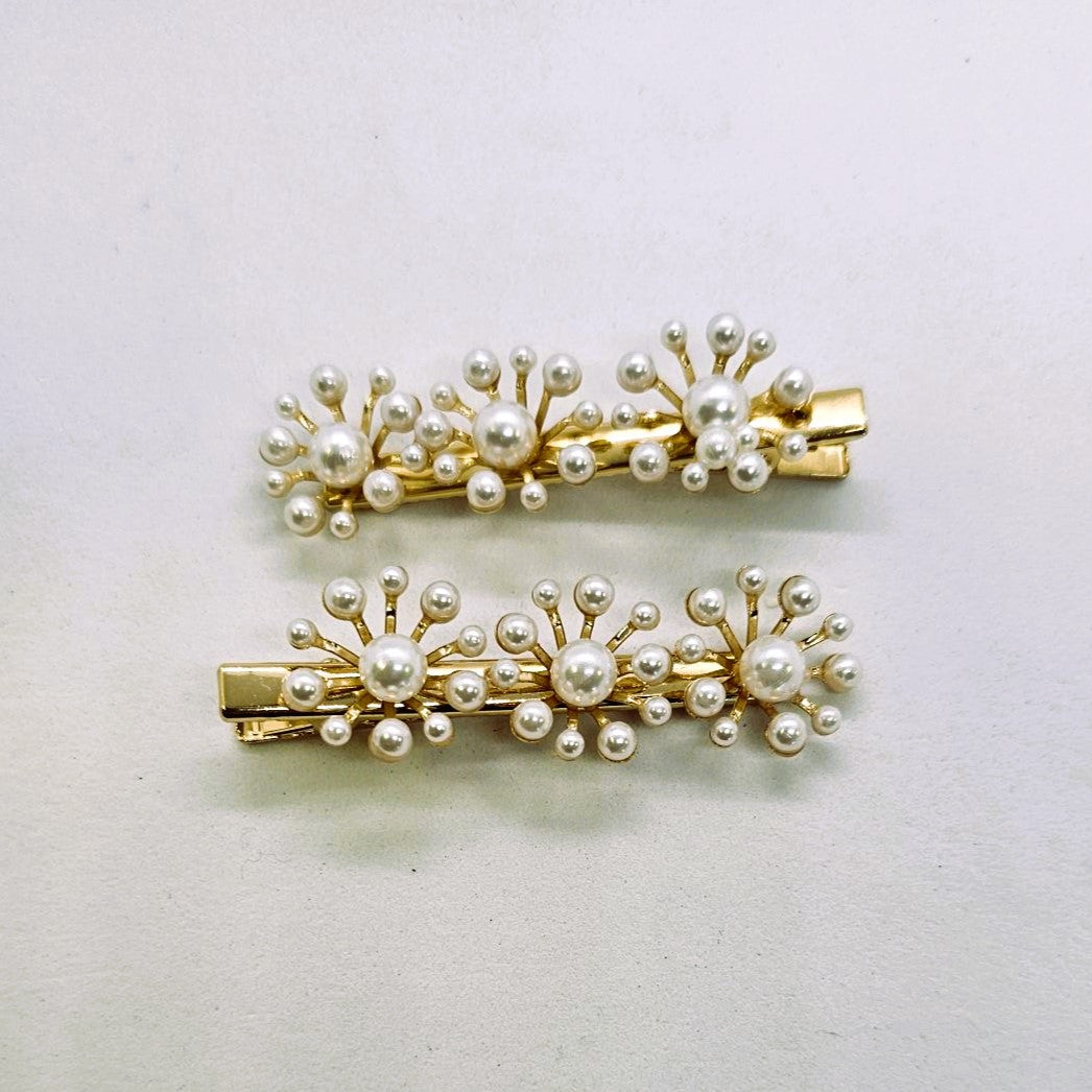 Camilla Gold & Pearl Alligator Clip - Pair