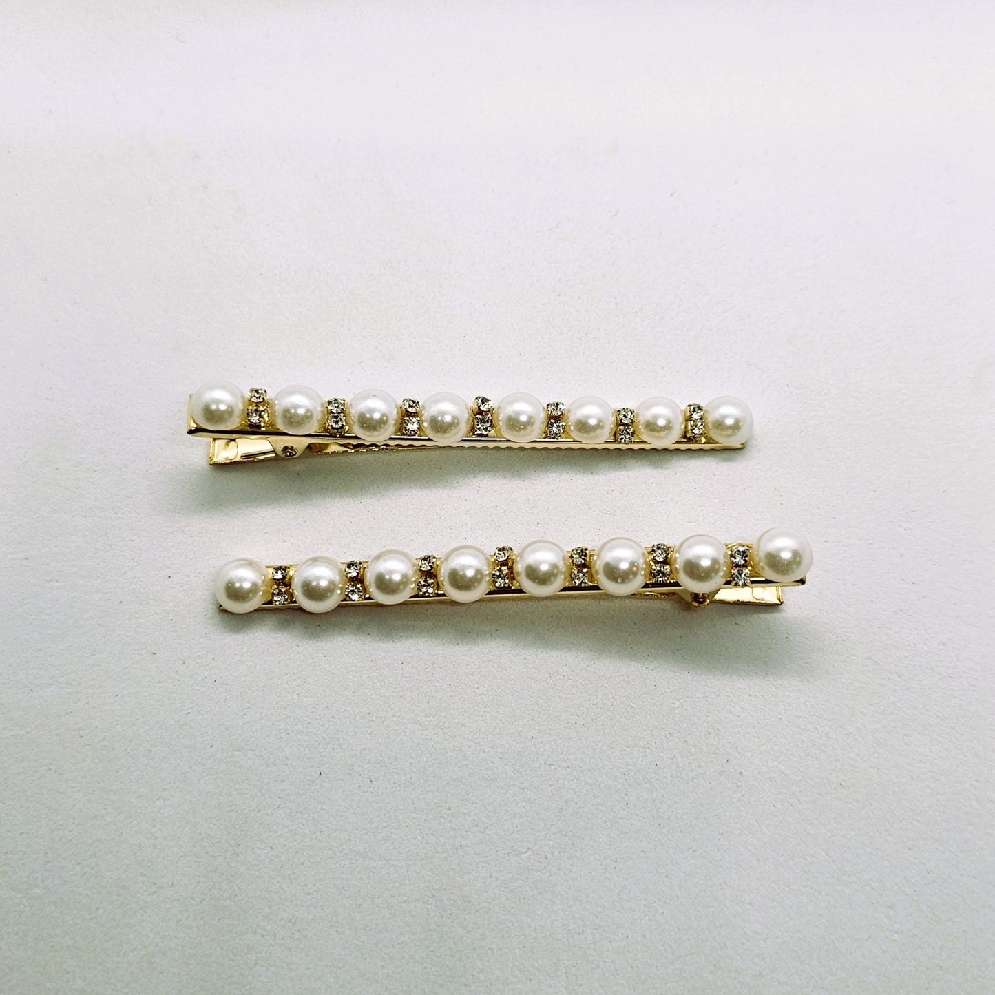 Gaby Gold Pearl & Diamante Alligator Clip - Pair