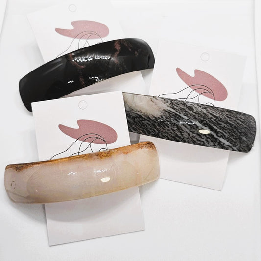 Onyx Large Resin Curved Barrette