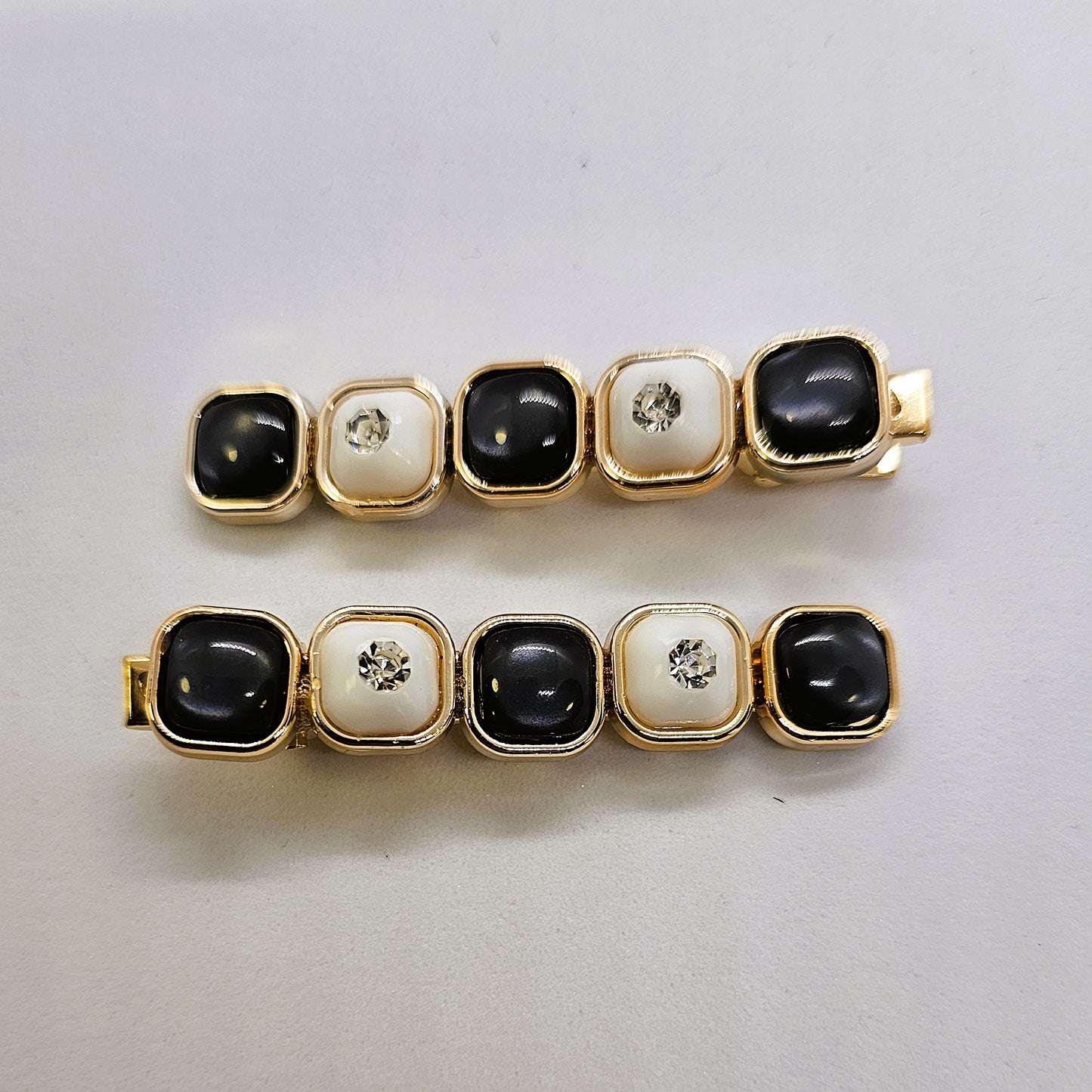 Beulah Enamel & Pearl Alligator Clip - Pair