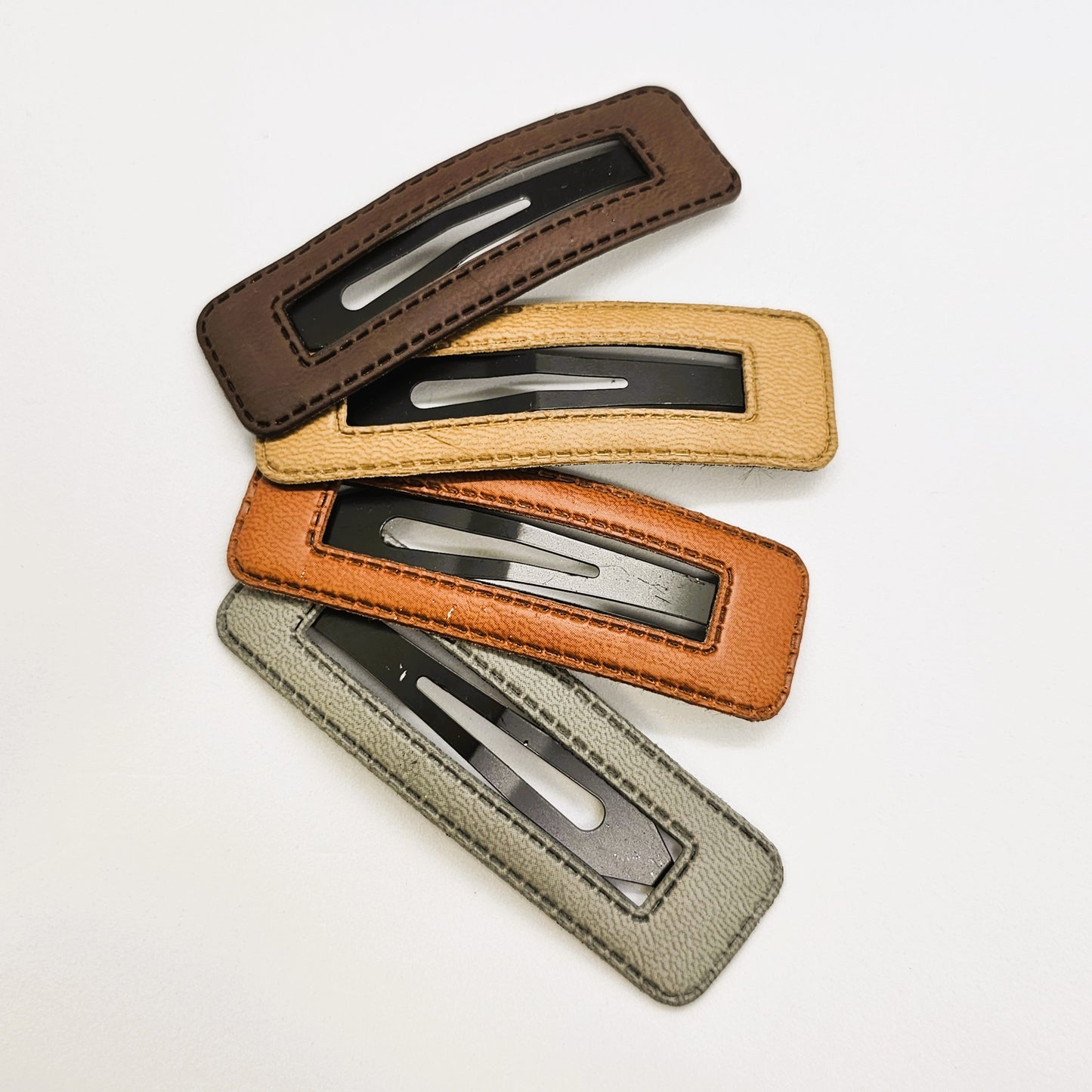 Boxie Faux Leather Snap Clip - Pair