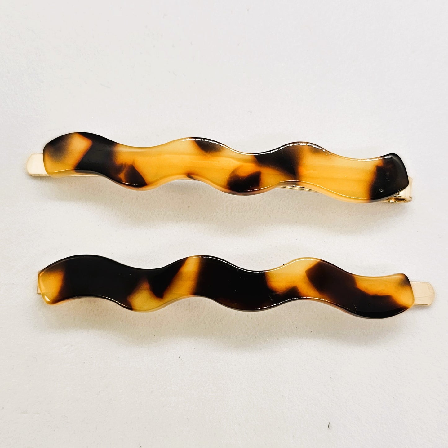Wanda Wavy Resin Hair Slide - Pair