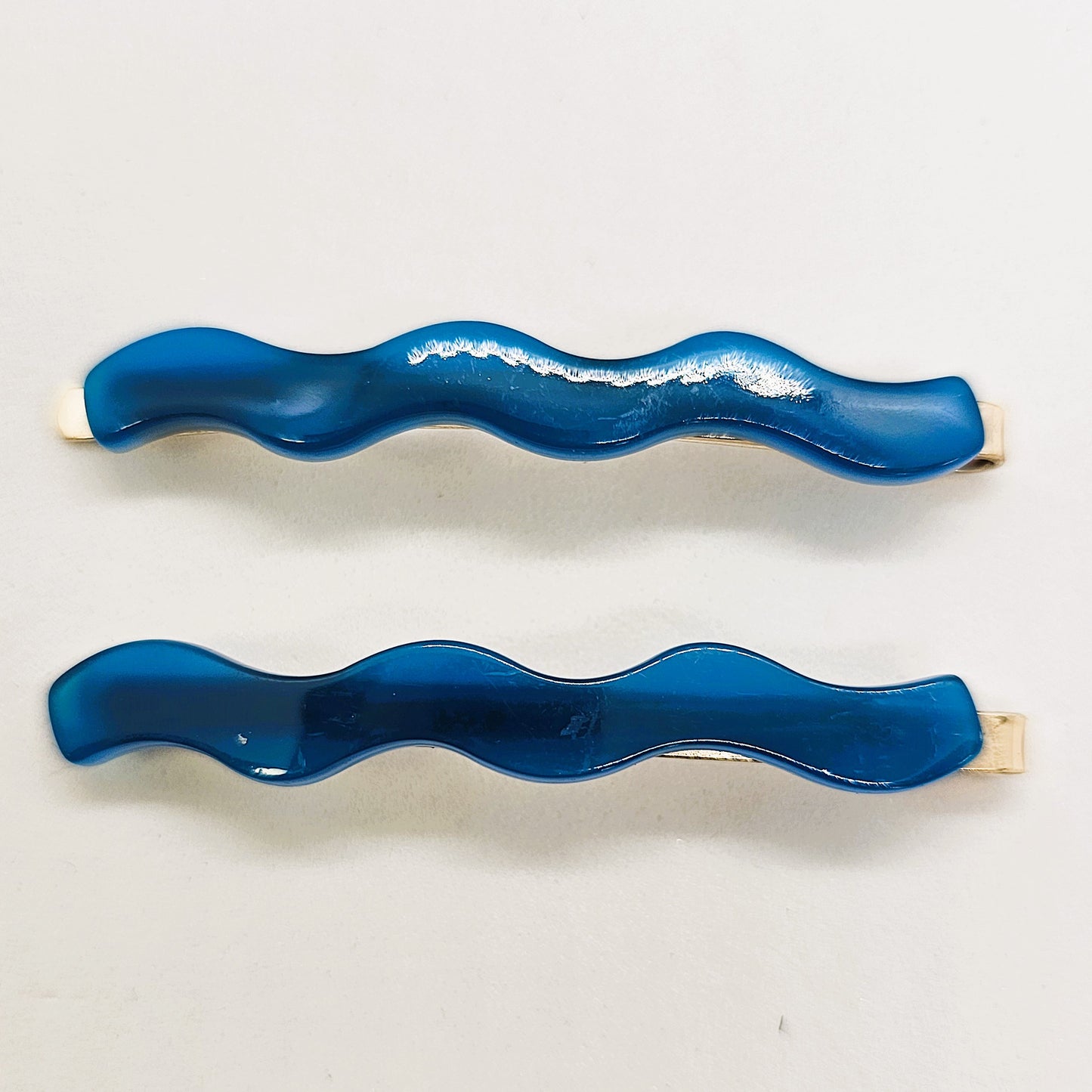 Wanda Wavy Resin Hair Slide - Pair
