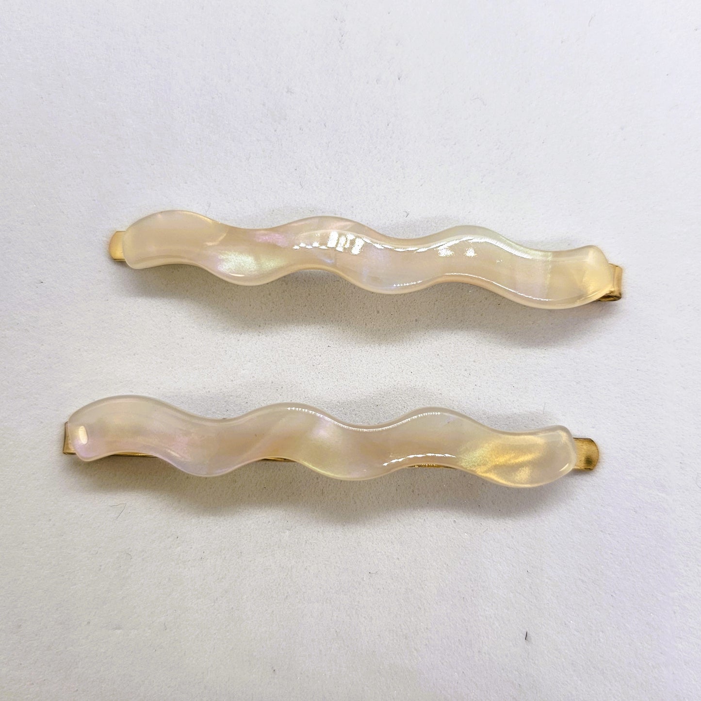 Wanda Wavy Resin Hair Slide - Pair