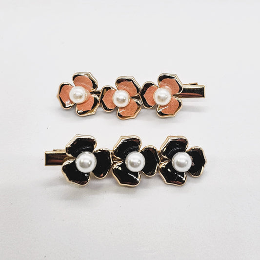 Greta Flower & Pearl Alligator Clip - Pair