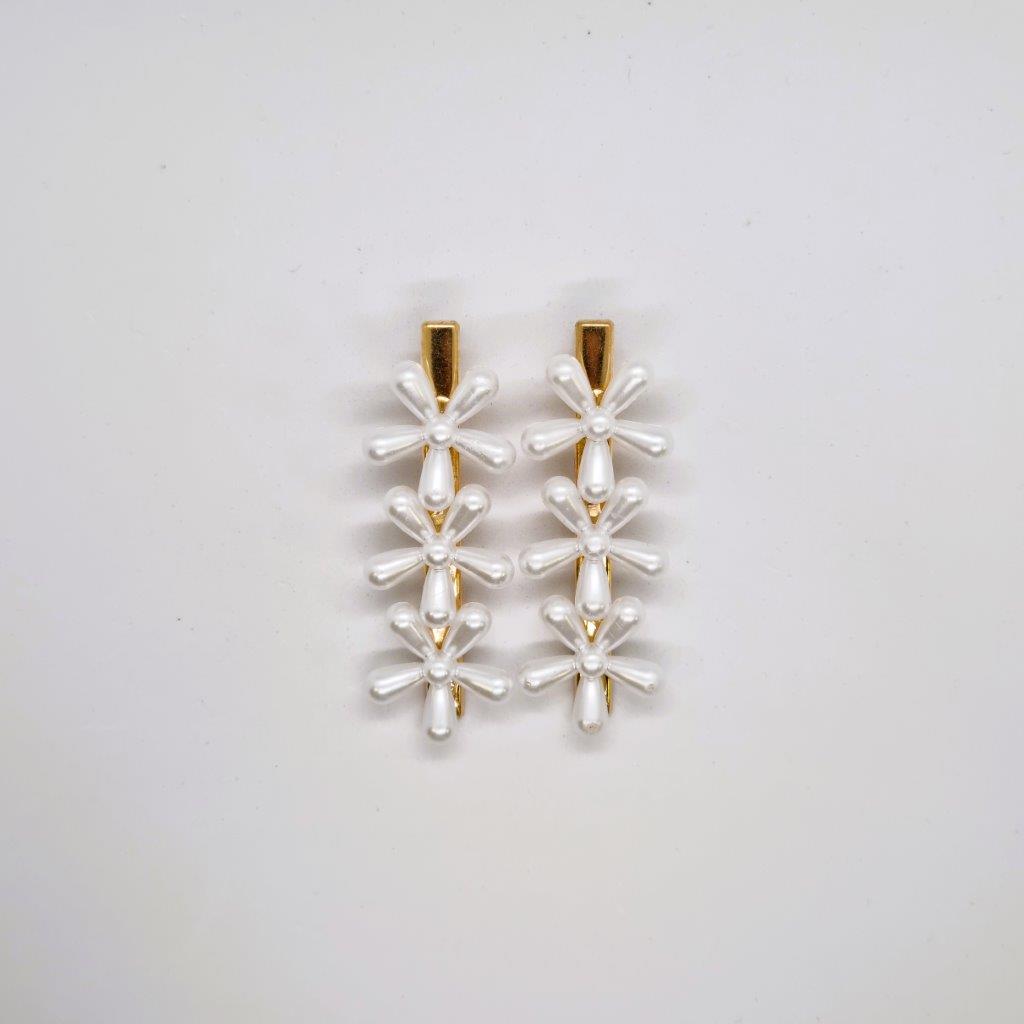 Azure Pearl Alligator Clip - Pair