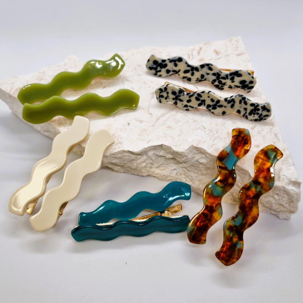 Wanda Wavy Resin Alligator Clip - Pair