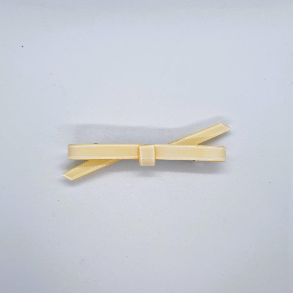 Eleanor Large Resin Bow Barrette