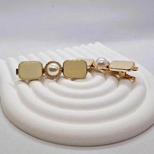 Mia Enamel & Pearl Alligator Clip - Pair