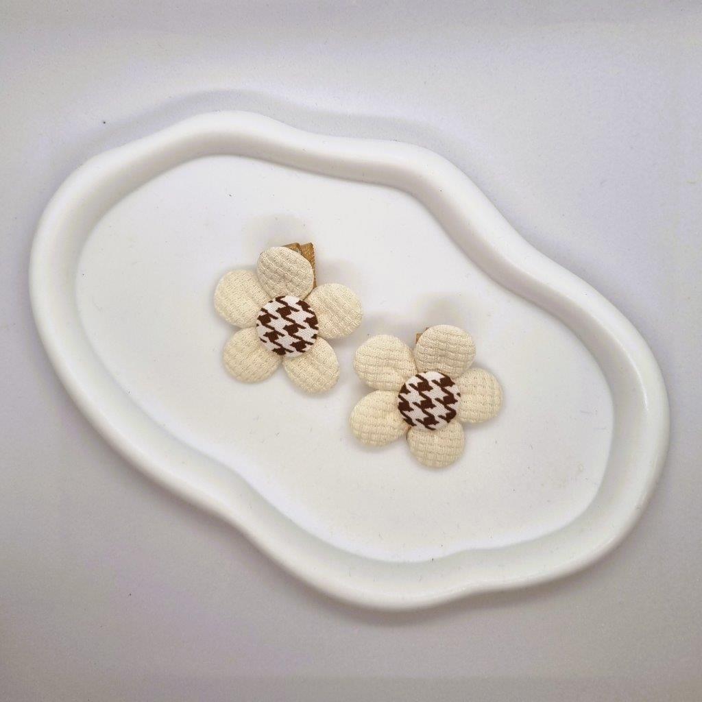 Daisy Junior Alligator Clip - Pair