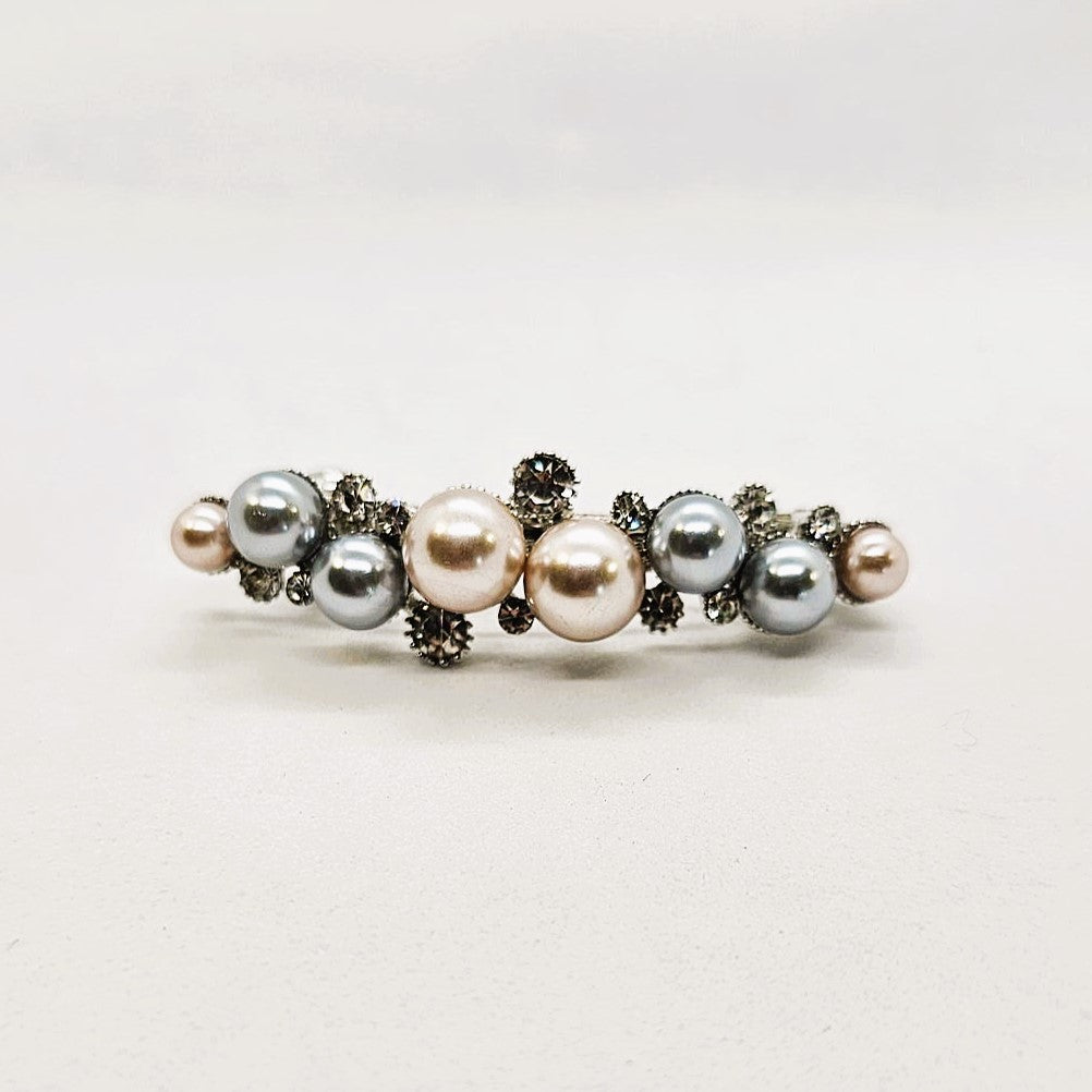 Laura Pearl & Metal Barrette