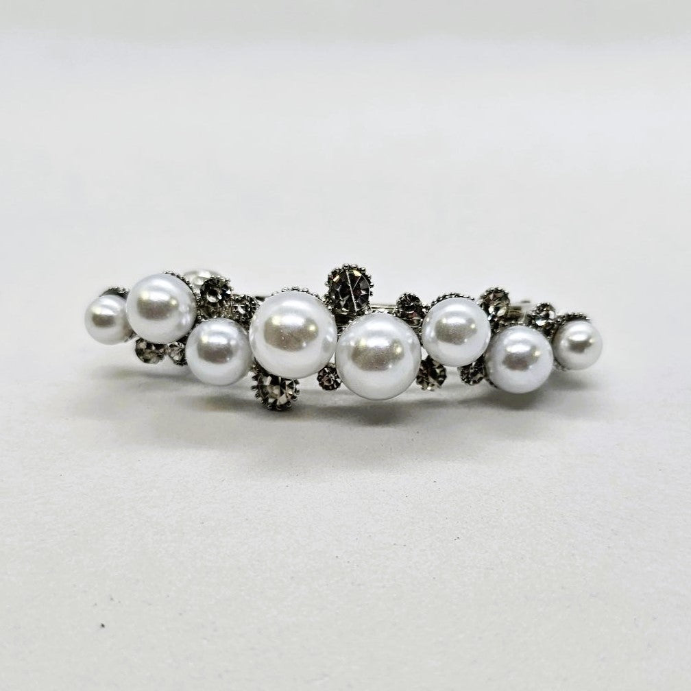 Laura Pearl & Metal Barrette
