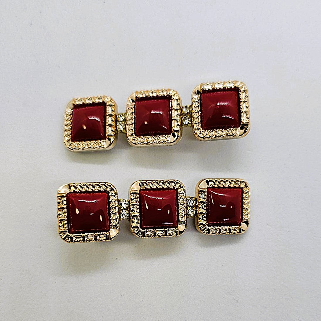 Daphne Gold & Enamel Alligator Clip - Pair