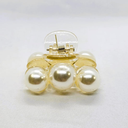 Orla Pearl Claw Clip