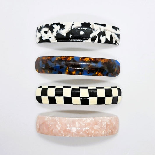 Onyx Medium Curved Barrette