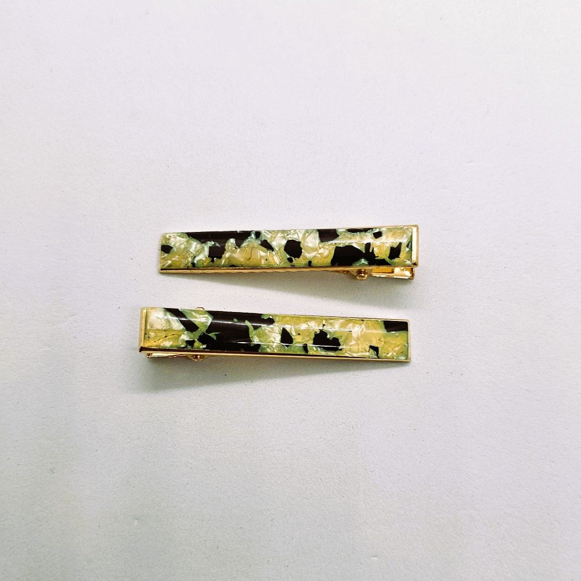 Nadia Gold & Resin Alligator Clip - Pair