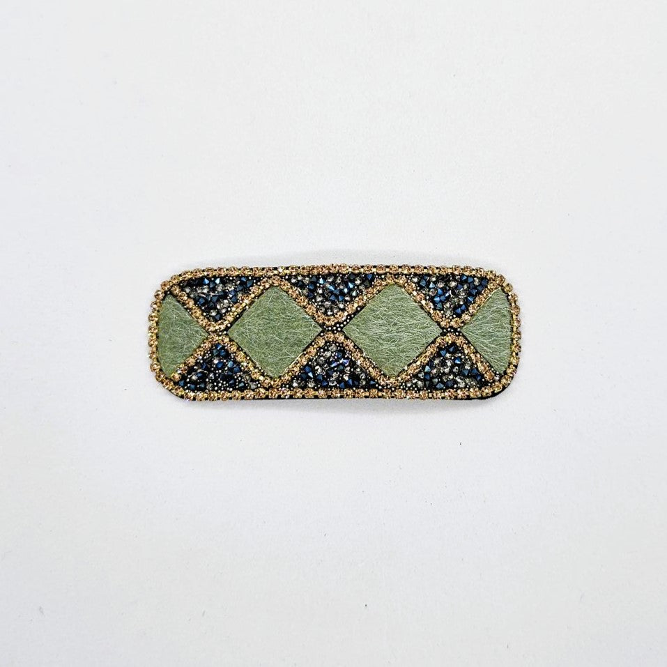 Prague Mixed Media Snap Clip