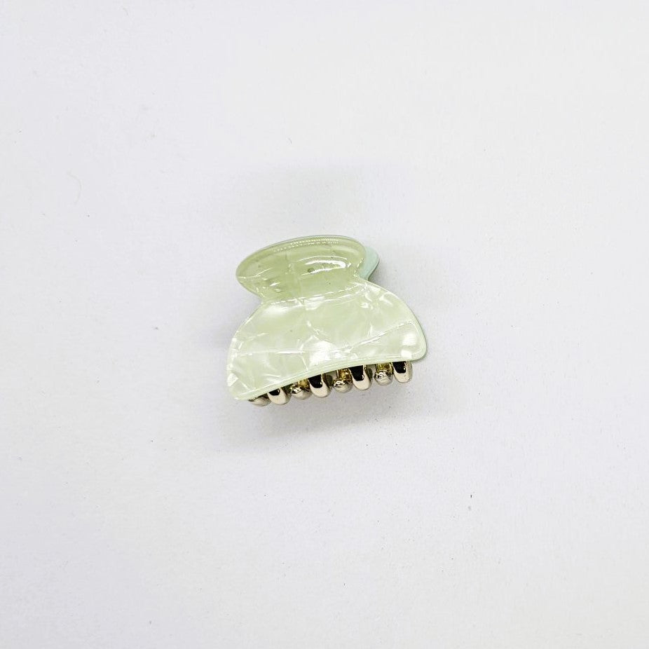 Josie Opaque Plastic Hair Claw