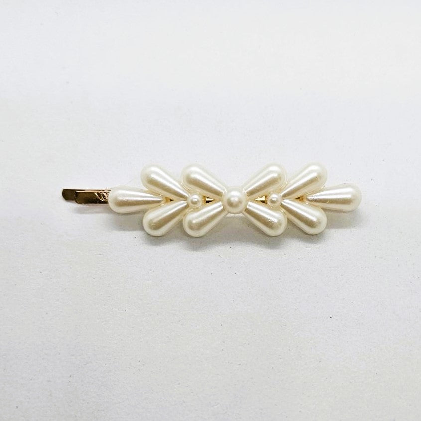 Felicity Gold & Pearl Hair Slide