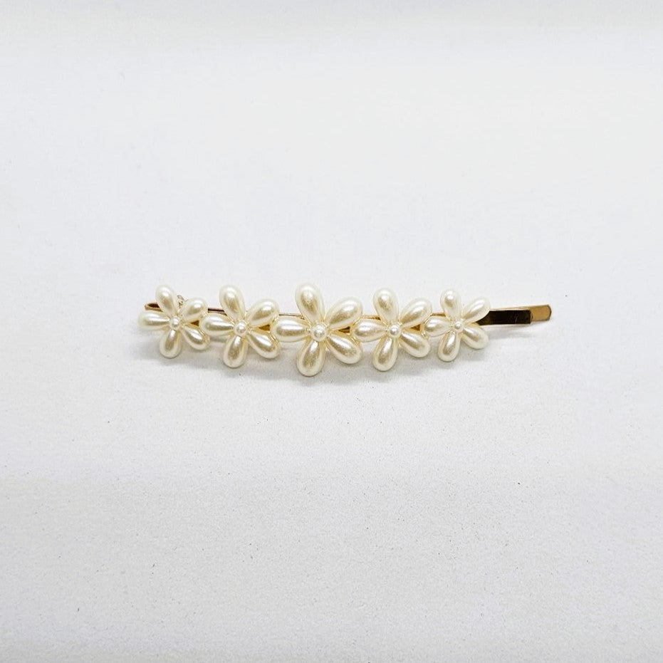 Felicity Gold & Pearl Hair Slide