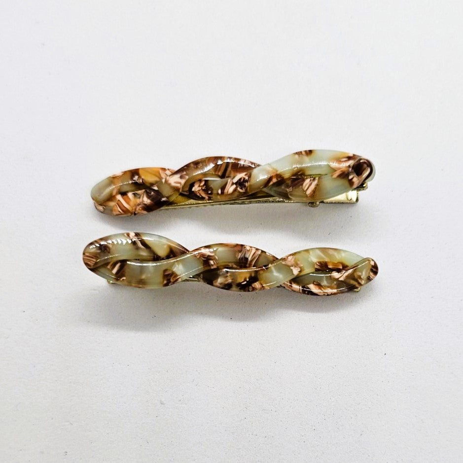 Frankie Resin Alligator Clip - Pair