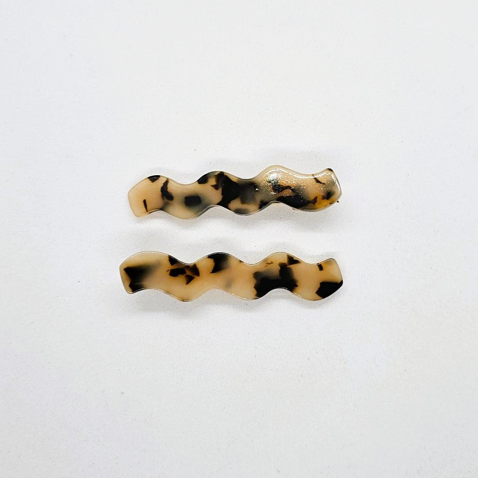Wanda Autumn Wavy Resin Alligator Clip - Pair