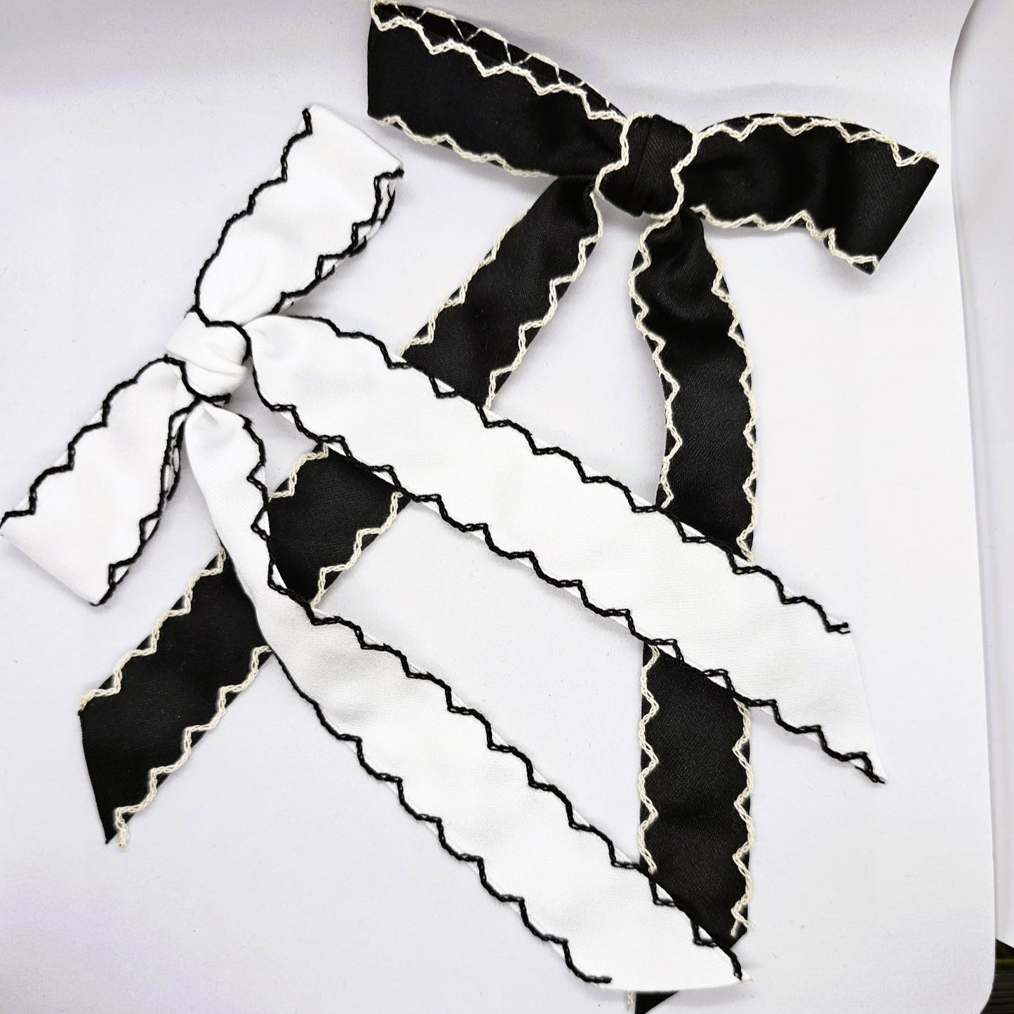 Carla Ribbon Long-Tailed Bow